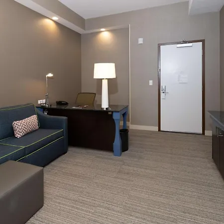 Hilton Garden Inn Austin Airport Exterior photo