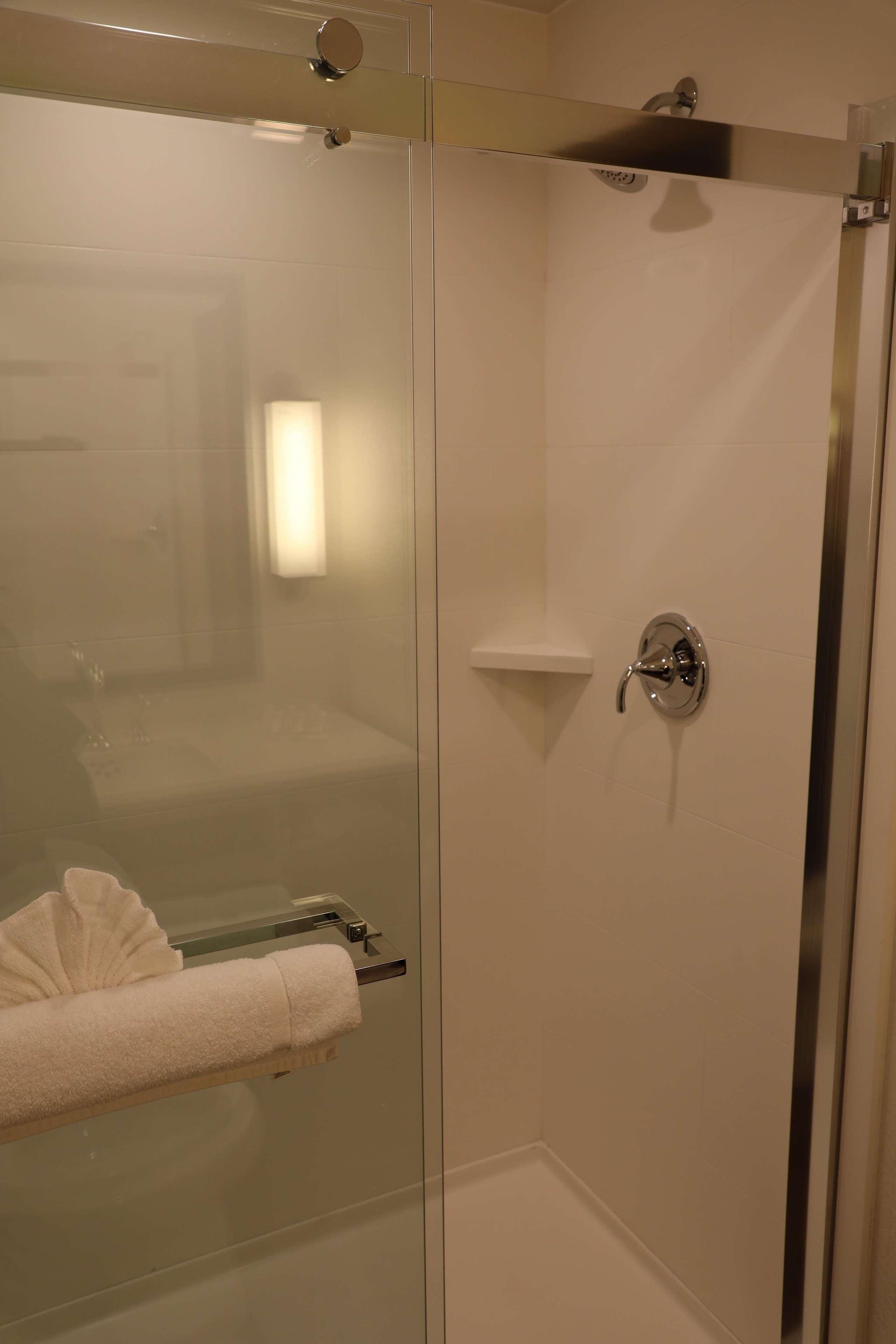 Hilton Garden Airport Hotel 3*